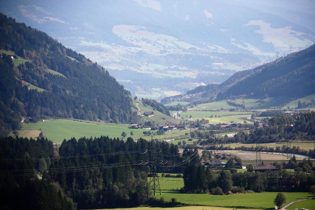Neukirchen am GroßvenedigerHaus Christineアパートメント エクステリア 写真